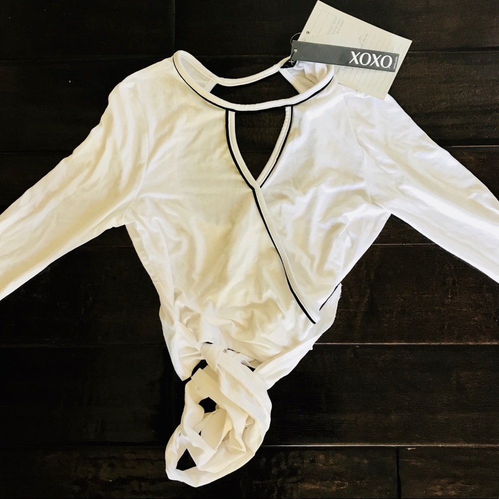XOXO Cloud Dancer L/S Crop Shirt